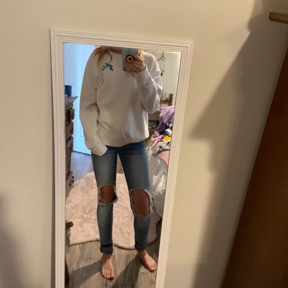 Rusty white crewneck sweatshirt